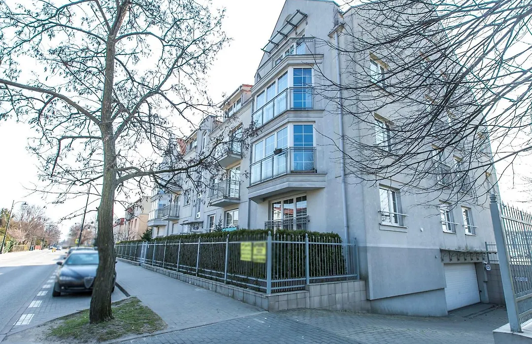 Uroczy Apartament Z Parkingiem Sopot-1